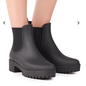 EUC Jeffrey Campbell Cloudy Waterproof Chelsea Rain Boot - Size 10